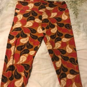 LulaRoe leggings- Tall and Curvy